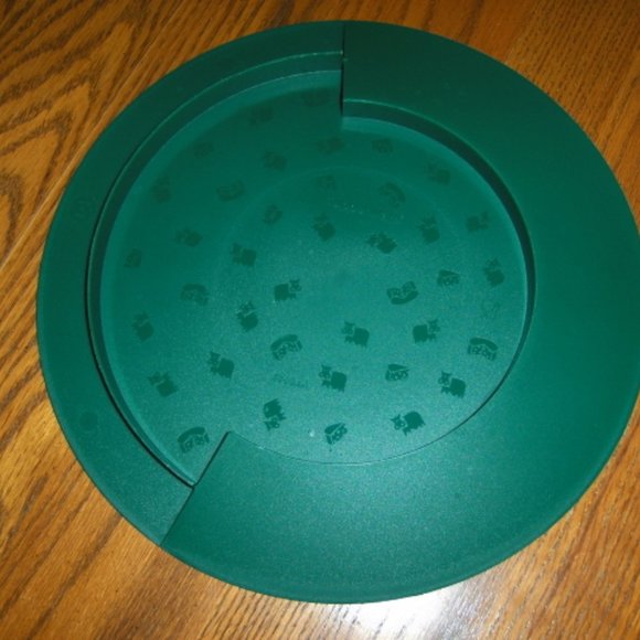 Tupperware Cheese And Crackers Serving Dish Green BOTTOM DOLLAR SALE!!! - Picture 2 of 2